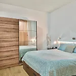 דירה Cozy House *